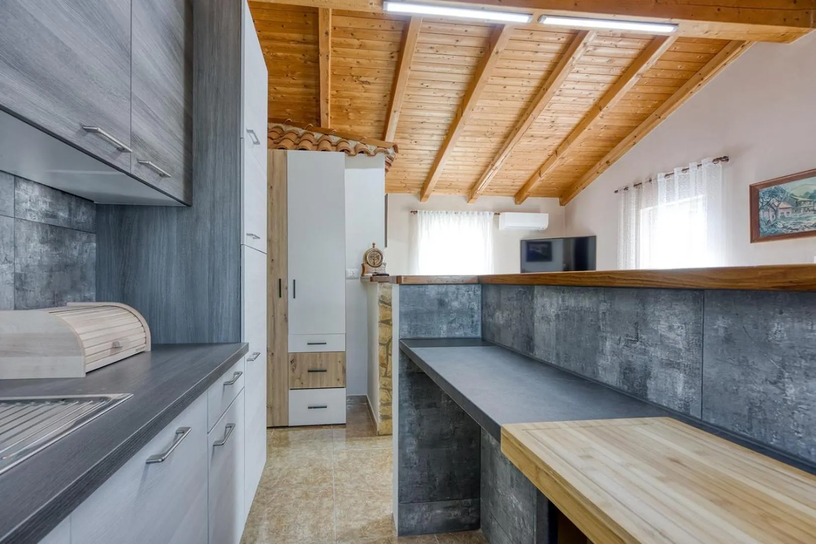 Romantic Studio Apartment With Private Pool Kanfanar Kroatien