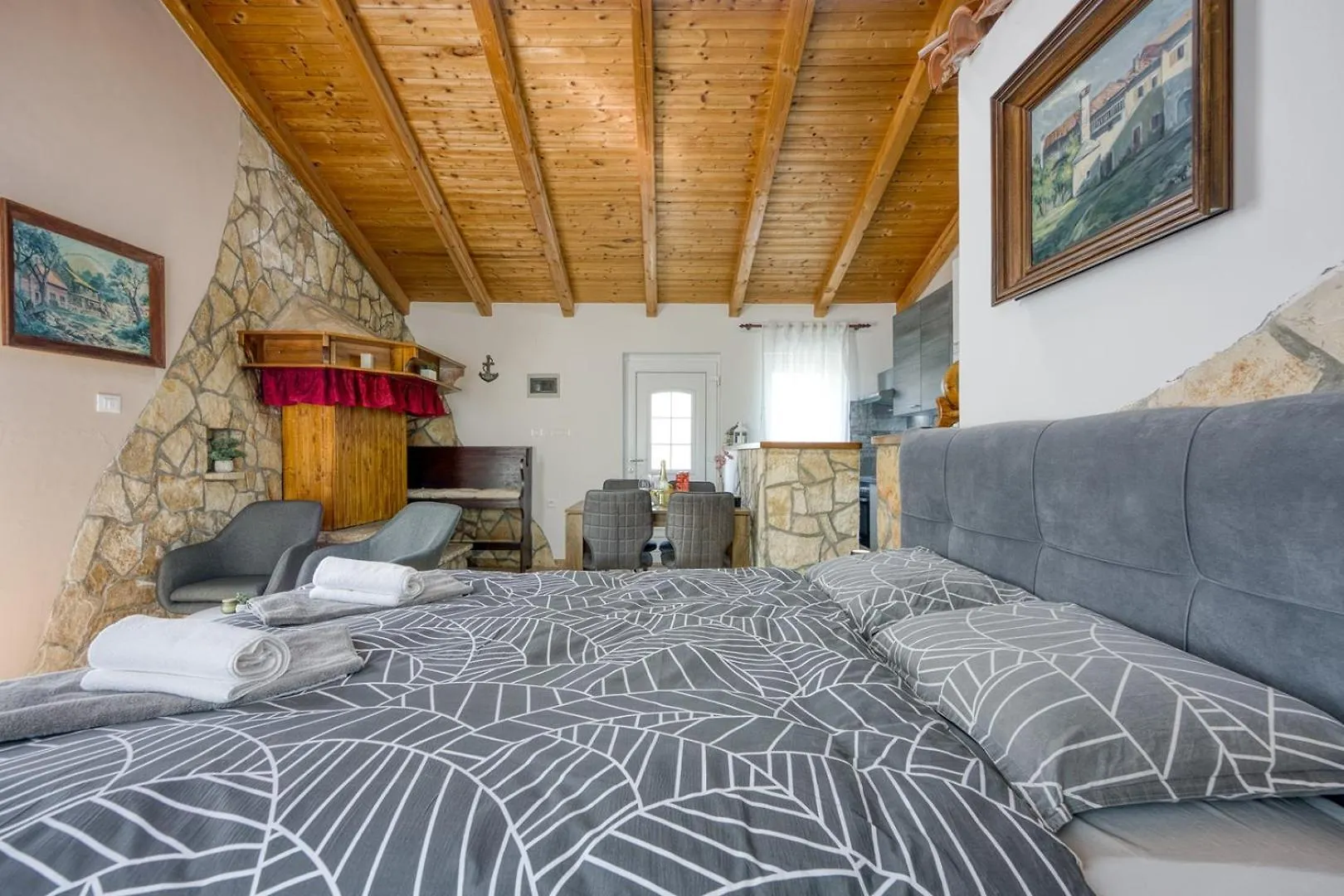 Romantic Studio Apartment With Private Pool Kanfanar 0*,  Kroatien