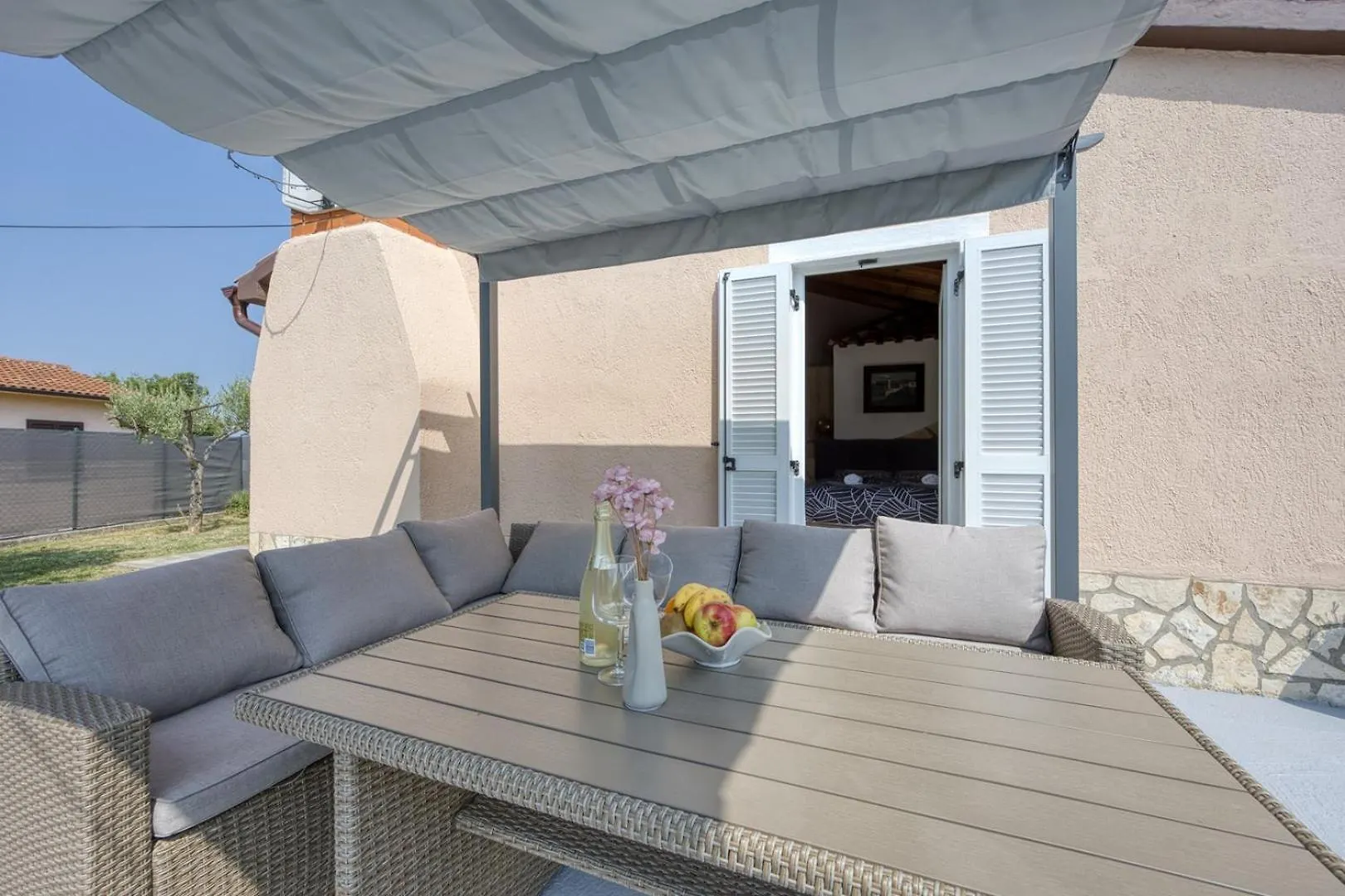 Romantic Studio Apartment With Private Pool Kanfanar Kroatien